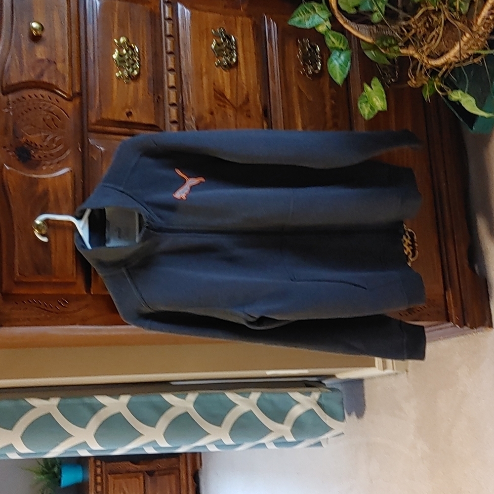 Men's Gray  Puma Jacket size Large Style # 592230